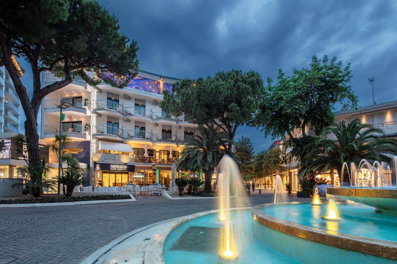 Hotel Monaco 利尼亚诺萨比亚多罗 外观 照片